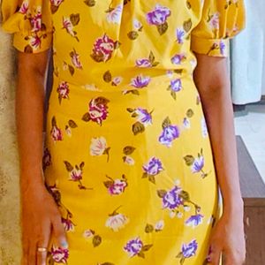 Tokyo Talkies Yellow Floral Sheath Dress