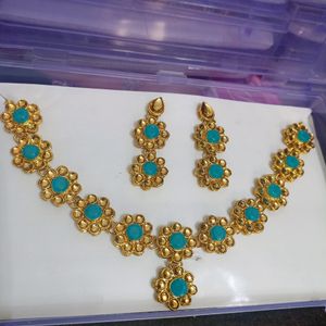 Sparkling New Blue Stones Set