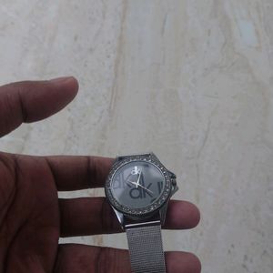 Quality Watch With Metal Strap