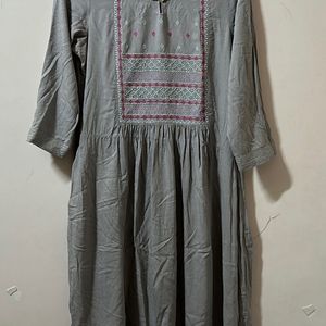 Aline Grey Kurtha