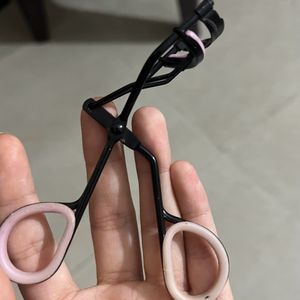 Eyelash Curler