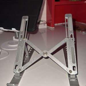 Foldable Laptop Stand