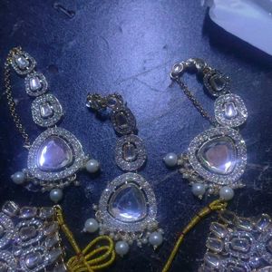 Jwellery Set White