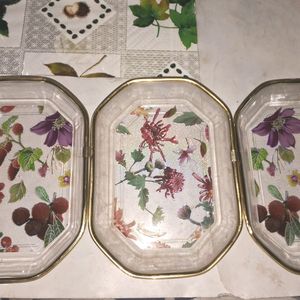 Set Of 3 Plastic Trays ( Floral Print )