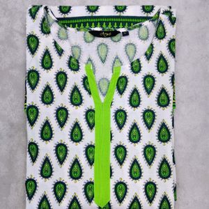 💚🤍💛 Cotton Kurti