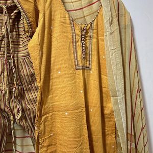 Yellow Grey Kurtha Set- Clearance Sale