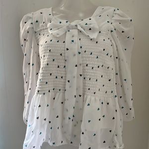 Cute White Top With Printed Hearts