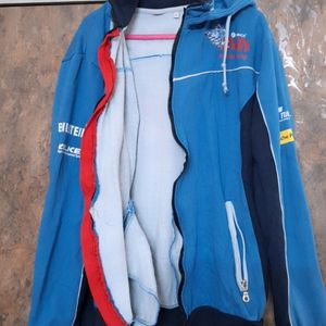 ZURICH- BRAND AWESOME HOODIE SELLING AT LOW PRICE