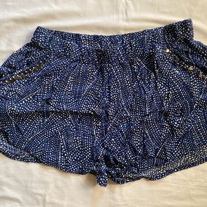 Women Relaxed Fit Polyester Shorts And Crochet Top