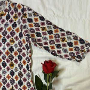 Avaasa Multicolour Cotton Kurti