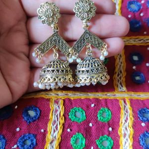 Gorgeous Party Wear Earings