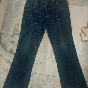 Selling Boot Cut Jeans 👖