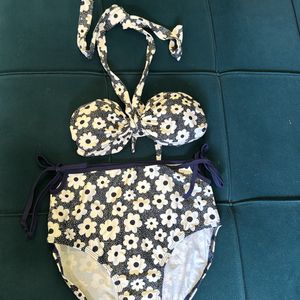 Floral bikini set