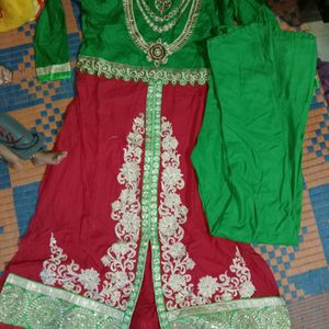 Beautiful Kurti And Pant Set