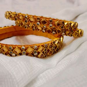 Golden Kundan 4 Bangles