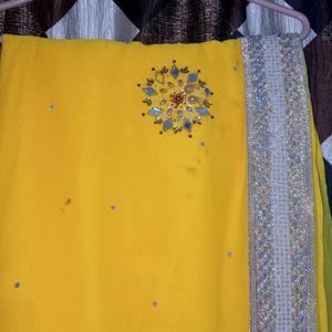 Saree With Stitched Blouse