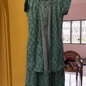 Lux Green Kurtha