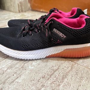 Black Sports Shoe