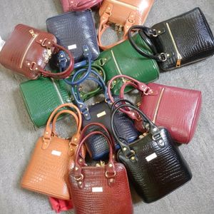 Leather Bag , Leatherhandbag , Woman