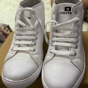 Converse White