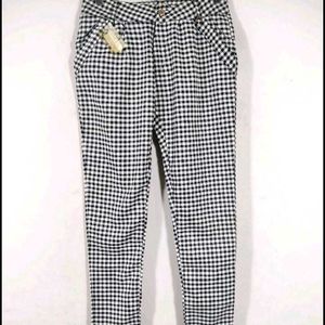 Checkered Slim Fit Trousers For Women