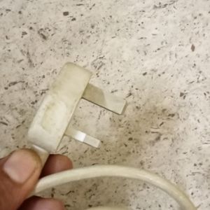 APPLE LAPTOP ORIGINAL CHARGER GOOD CONDITION