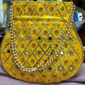 Potli Bag Golden