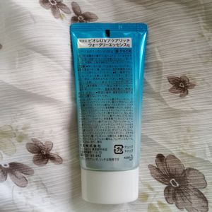 Biore UV Watery Essence Trendy Sunscreen