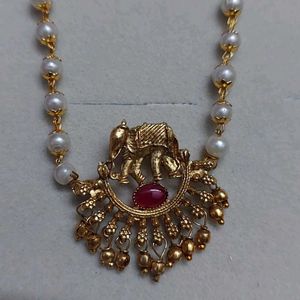 Choker With Pink Stone And Elephant Design