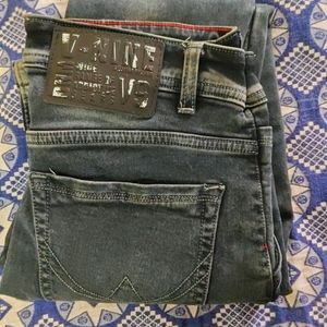 Black Shader Jeans For Men