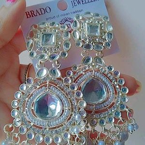 Pack Of 1 Beads Stone Long Earrings For Women