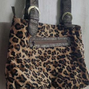 GIOVANNA VELVET HANDBAG