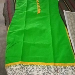 Women (2)  Kurta Combo