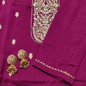 Combo Kundan Jhumka With Embroidered Kurti