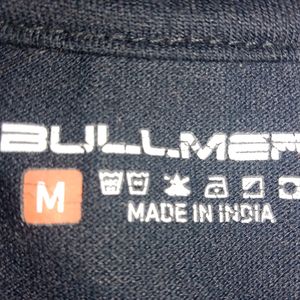 Black T-shirt Bullmer