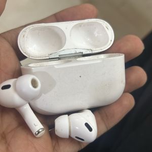 Airpods Pro 1 ( 30 db Noice Cancellation)