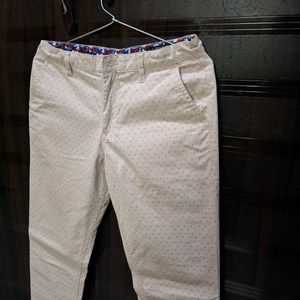 Semi-casual pants for kids of age 13-14 y/o