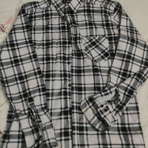 Mens Black N White Checks Shirt