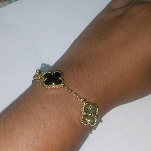 Trending And Rare Van Cleef Bracelet