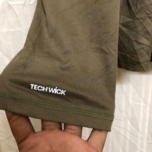 Techwick Helf-Sleeve  T Shirt