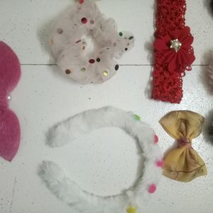 Pack Of 32 Hair Accessories