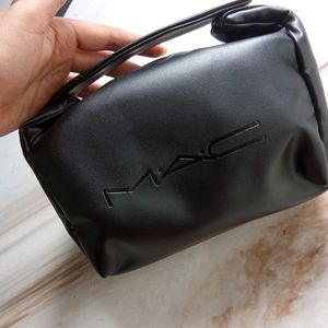 Mac Black Travel Pouch