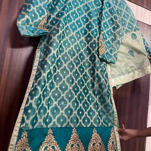 Boutique 3 Peice Kashmiri Suit