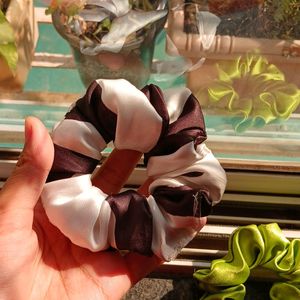 Handmade Scrunchies – Soft, Durable, and Stylish H