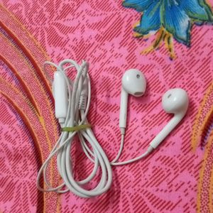 Wired Earphones 🎧