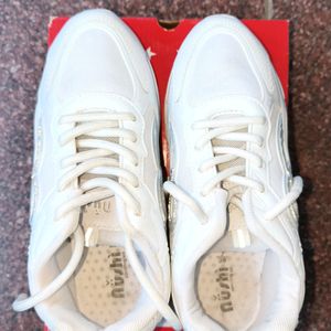 Women White Casual Stylish Sneakers