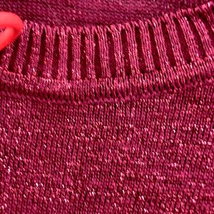 PARK AVENUE RED SHIMMERY TOP In KNITS🎀