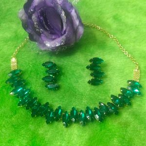 Korean Glass Stone Necklace Set