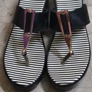 Sandal