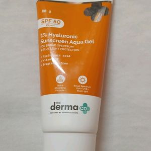 The Derma Co 1% Hyaluronic sunscreen Aqua Gel 🤩